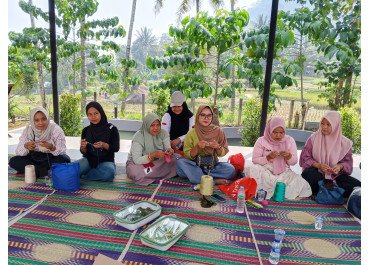 Rumah Sahabat Ibu dan Anak di Kampung Ilmu